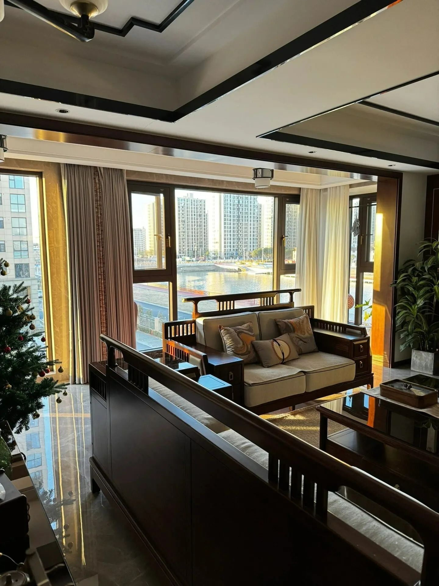 新中式家具風(fēng)格，原來(lái)以“新雅色”體驗(yàn)家具風(fēng)格
